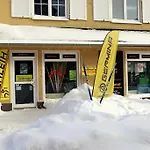 Germina アパート